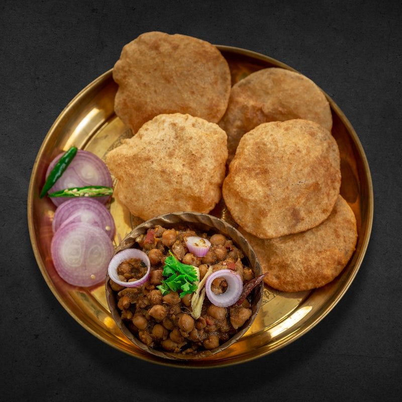 Chole with Puri (4 pcs) 🟢